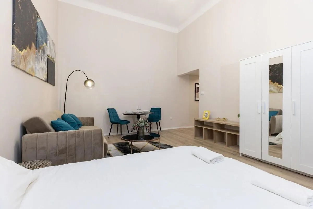 Lejlighed City Center 2 Bedroom Apartment! Budapest